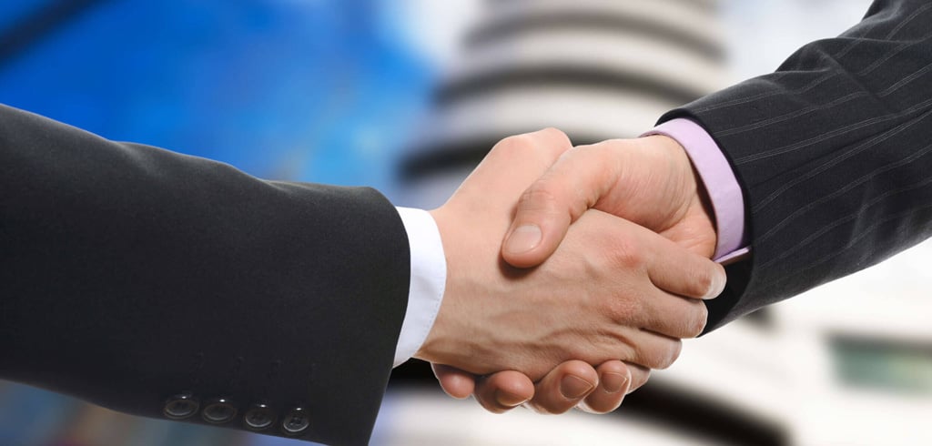 التعاون مع شركاء الطاقة والصناعة